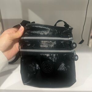 Old rare Kipling cross body bag EVERYTHING MUST GO accepting low offers+bundles